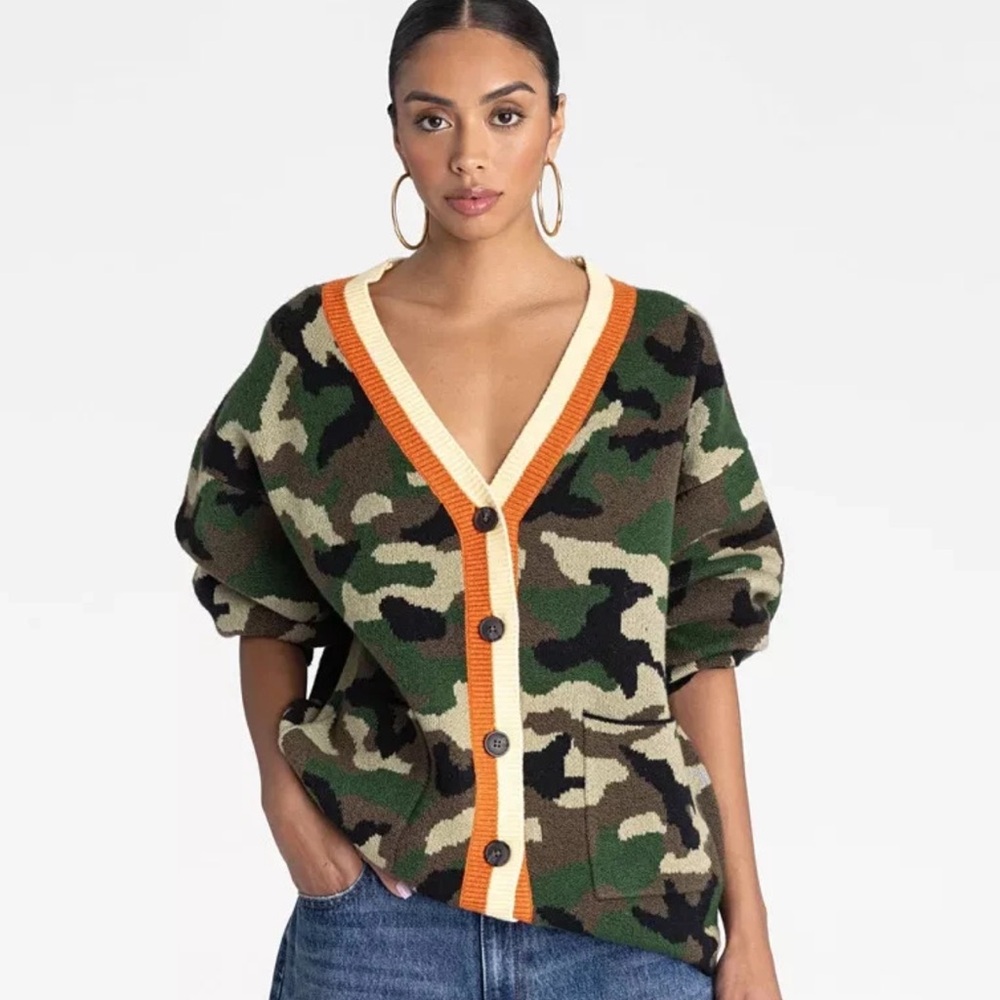 🆕🔥 KBB by KAHLANA Women's 'The Slouchy Cardigan' - Olive Camo NWT